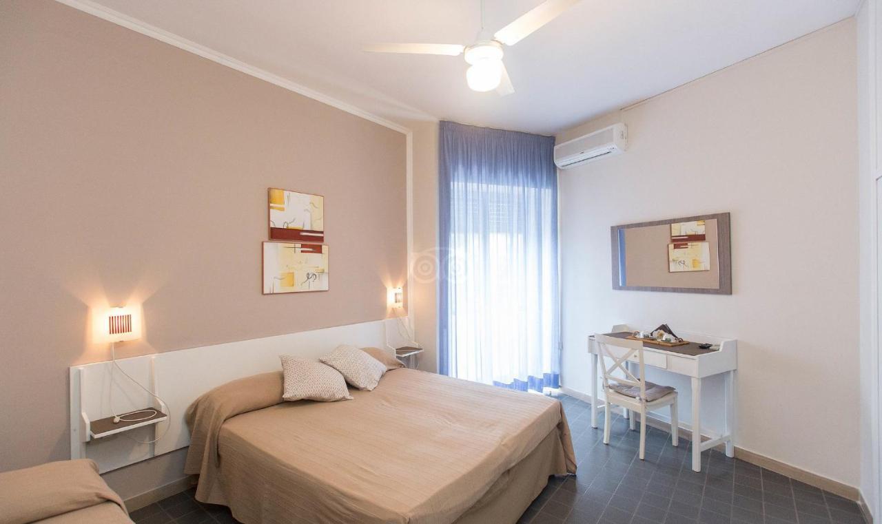 Hotel Anna 테라치나 외부 사진