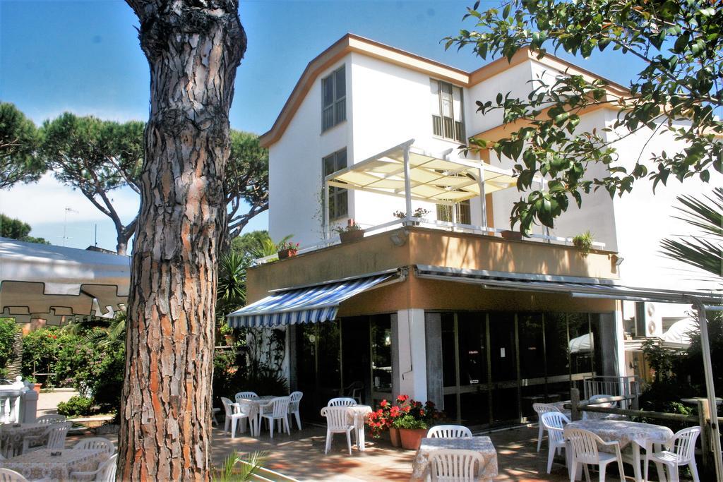 Hotel Anna 테라치나 외부 사진