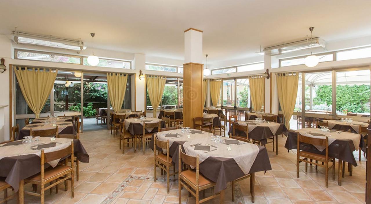Hotel Anna 테라치나 외부 사진